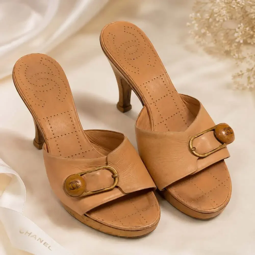 Chanel Vintage Wooden Platform Mule Heels in Beige Leather with CC Buckle Detail